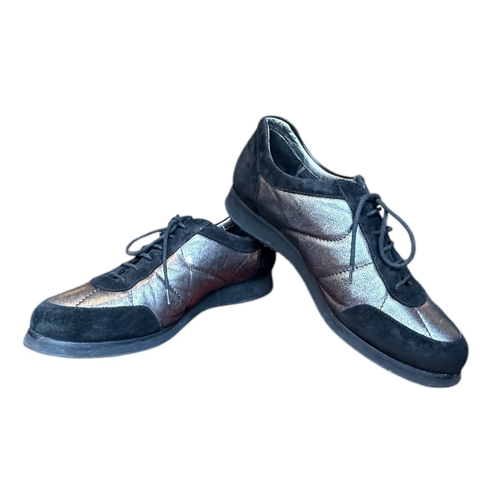 Aquatalia Waterproof Black/Silver Suede Leather Sneaker Size 9 MSRP $225